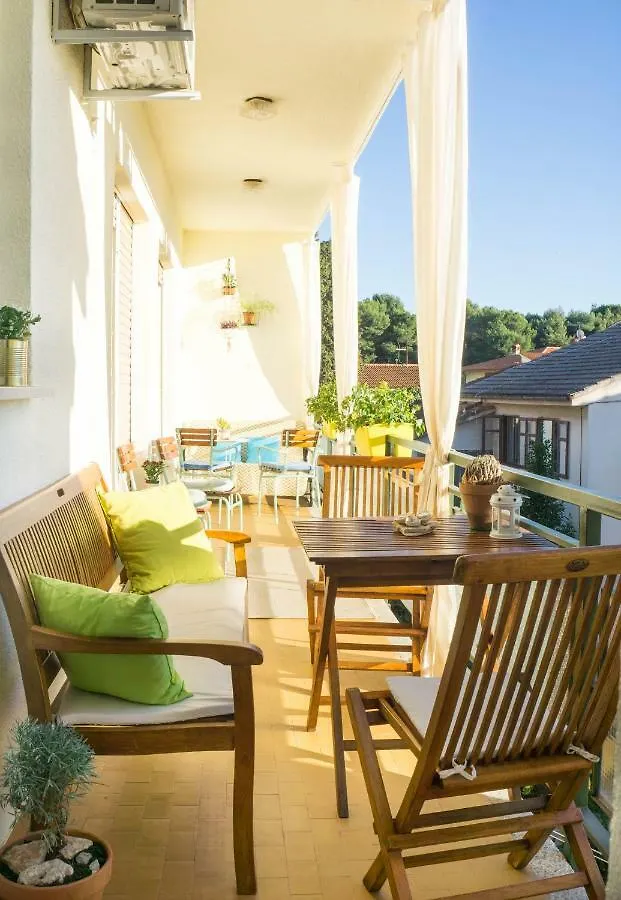Spacious Apartment By The Sea 8+4 Pula 0*,